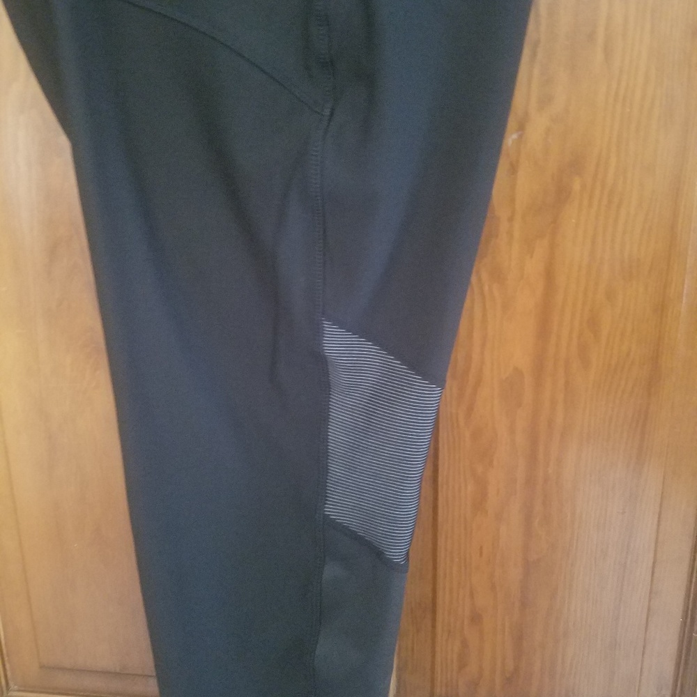BNWT AVIA leggings